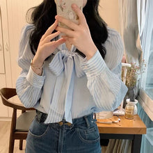 画像をギャラリービューアに読み込む, ストライプ柄リボンシャツブラウストップス
